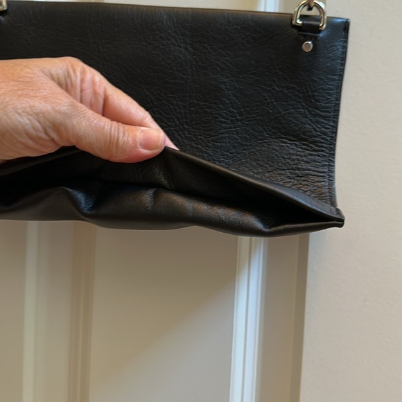 Shinola Detroit Black Leather Slim Crossbody - Picture 6 of 12